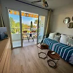Stylish Studio Escape In New Andalusia Rdr474