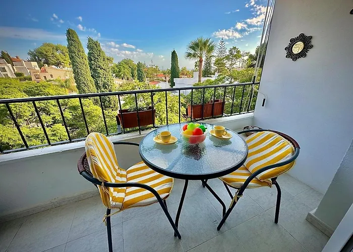 Stylish Studio Escape In New Andalusia Rdr474